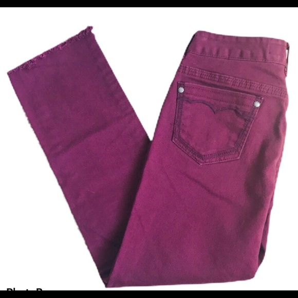 PASKAL Pants - Cropped Raw Hem Low Rise Jeans Size 26/4
